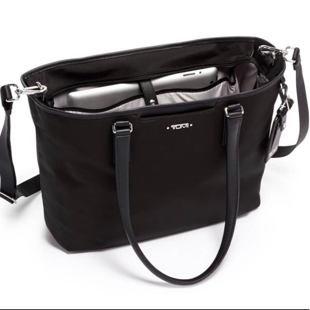 TUMI TOTE, NELL TOTE . Brand new !